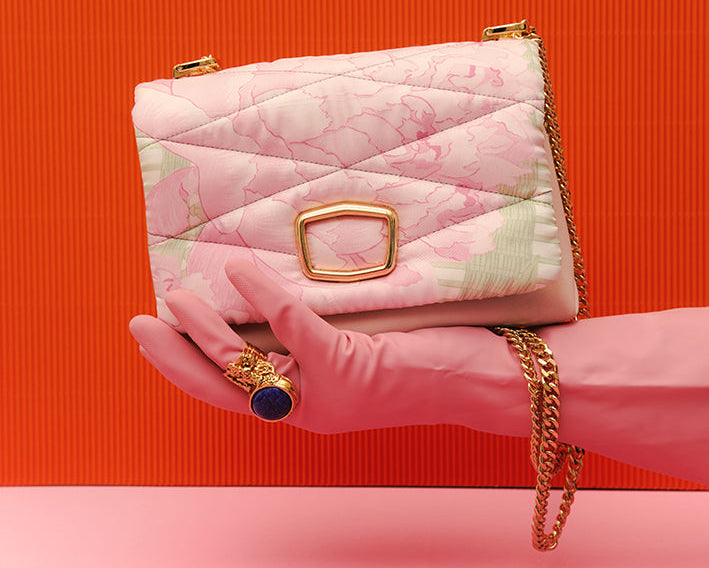 Una borsa personalizzata MM33 è uno dei regali di lusso più originali e significativi che si possa fare. 
