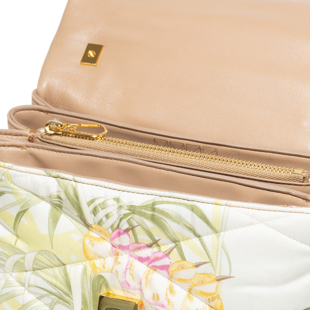 Carré On Medium Light tropical