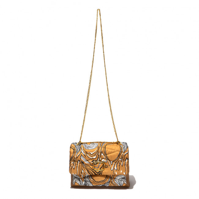 mm33 milano mm33 bag mm33 italy mm33 bags mm33 abgs mm33 borse mm33obrse mm33borse mm33italy mm33 italy mm33 italia lucycling upcycling vintage scarf Bag silk fabric and leather matelassé upcycling gold details shoulder bag multi pockets evening un